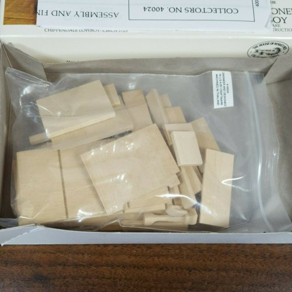 House Of Miniatures Chippendale Lowboy Circa 1725 Dollhouse Kit 40042 NEW open - Picture 4 of 4